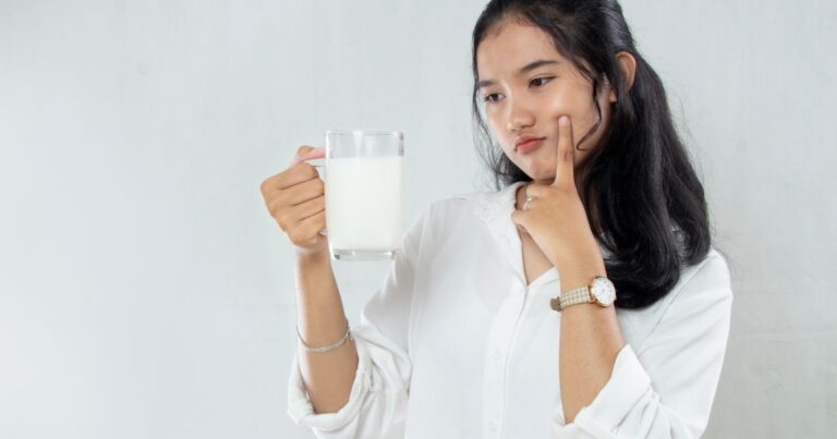 นมบำรุงสมอง มีนมอะไรบ้าง? ทำไมนมบำรุงสมองถึงสำคัญ?