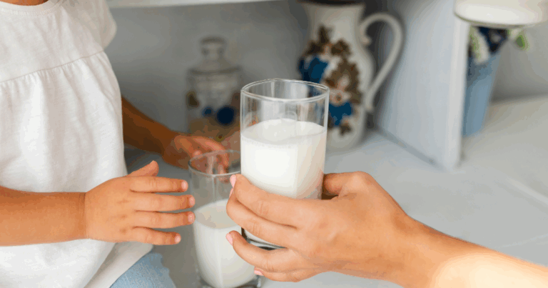 ภาวะแพ้แลคโตส ห้ามกินอะไรบ้าง คืออะไร และดูแลตัวเองอย่างไร